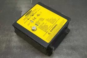 USCT-1 BANNER Micro Screen Light Curtain Safety Control Box #2