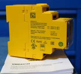 B93010007 BENDER Voltage Monitor #3