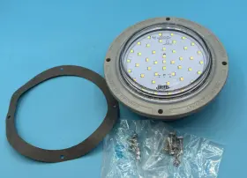 402043 BETTS Up Led