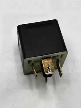 V23234A0004Y051 BOSCH Relay Pins