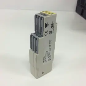 AO1035 CARLO GAVAZZI Relay Outputs