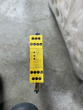 AG-CH-7302 CEDES Enclosure Relay