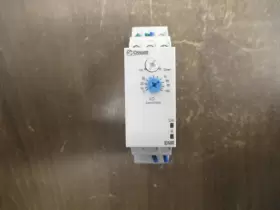 84-870-200 CROUZET Level Relay Sensitivity #2