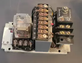 13535H109-1 CUTLER HAMMER Ac Transistorized Relay #2
