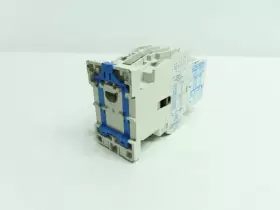 D15CR31 CUTLER HAMMER Control Relay #2
