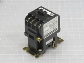 NBF40F CUTLER HAMMER Control Relay