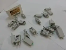 1EGT3 DAYTON Box Socket Module Relays Led Pin
