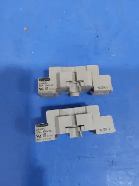 2A582E DAYTON Relay Socket Base