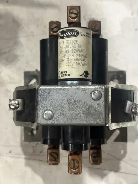 3X752E DAYTON Displacement Relay