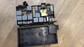 RT226202F7 DODGE Caravan Journey Tipm Fuse Relay Box