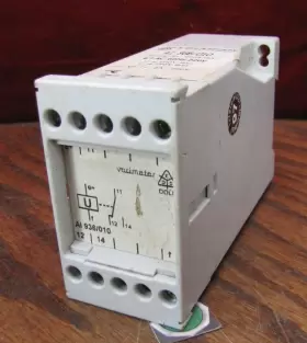 936-010 E-DOLD SOHNE Varimeter Voltage Relay Ac Kg