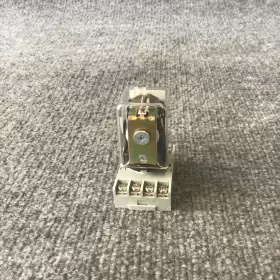 22Q2CD012 EAGLE SIGNAL Relay Idec Base #3
