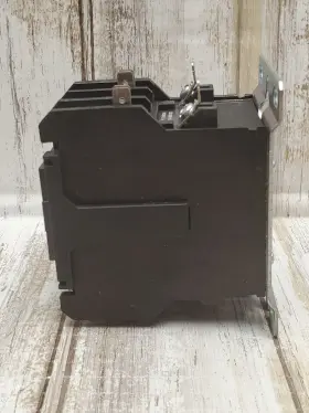 C25DNF240T EATON Cutler Hammer Definite Contactor #3