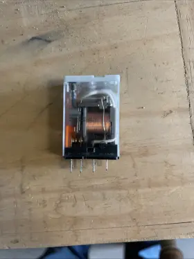 D1RF1T EATON Cube Power Relay Blade Spdt Ac Cutler Hammer