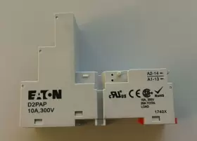 D2PAP EATON Socket Relay Flat Elev Term