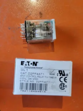 D2PF4AT1 EATON Control Relay