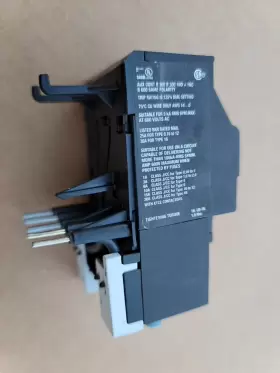 XT0B004BC1 EATON Motor Controller Overload Relay #3
