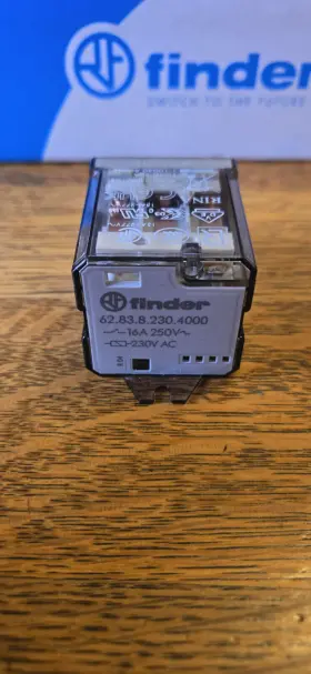 62.83.8.230.4000 FINDER Relay Box