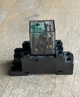 HH62P-FL FUJI ELECTRIC Relay Pin Omron Socket Base #2