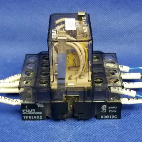 HH64P-L FUJI ELECTRIC Relay Socket Base Nda #3