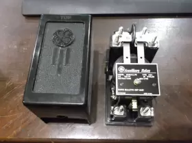 12HGA11J70 GE Relay