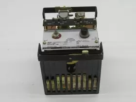 12NSR21G1A GE Reclosing Relay #2