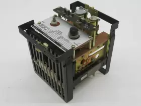 12NSR21G1A GE Reclosing Relay