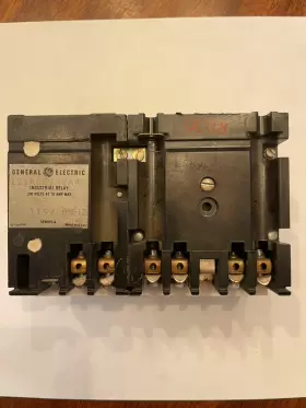 CR120A06202AA GE General Electric Control Relay