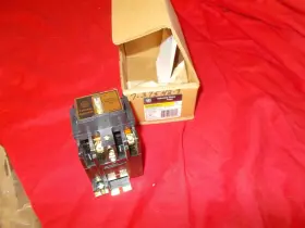 CR120BP02002 GE General Electric Contactor