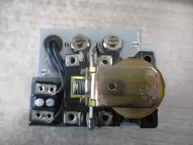 CR120YC20BA04B GE Undervoltage Relay