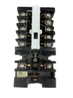 CR122 GE General Electric Relay