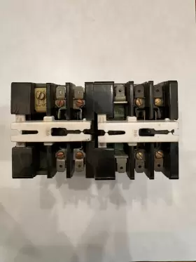 CR122A02852AB GE Relay