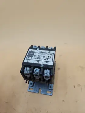 CR153DA074BLA GE General Electric Contactor Pole