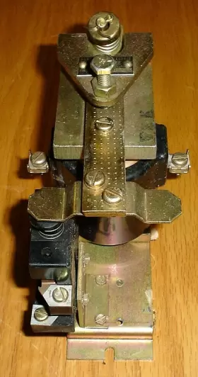 IC2820A100 GE General Electric Relay