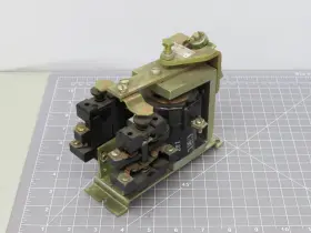 IC2820A100BB2J GE Relay