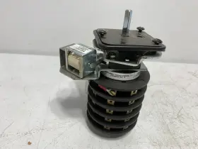 957804D GENERAL ELECTRIC Meter Control Lockout Relay Switch