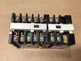 CR122A08302AA GENERAL ELECTRIC Relay #2