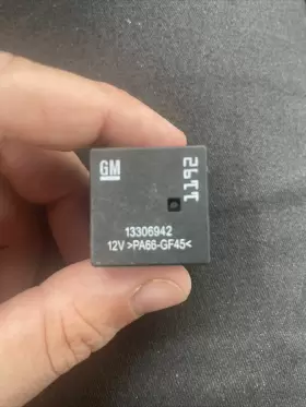 13306942 GM 1192 Pin Relay