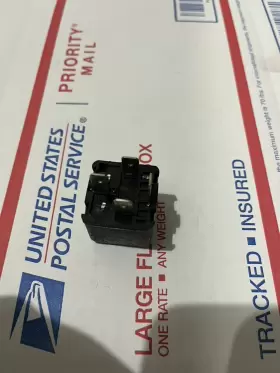 4RA003510-31 HELLA Bmw Relay Controller #2