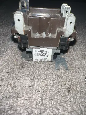R8222C1016 HONEYWELL Dpst Switching Relay