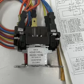 R8222N HONEYWELL Relay #3