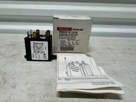 R8800B1018 HONEYWELL General Switching Relay