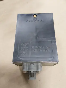 T658A HONEYWELL Relay Set Point Spdt Enclosure
