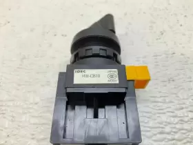 HW-CB10 IDEC Maintained Selector Switch Tsc #2