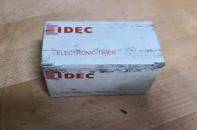KNOX06005682-RTE-P2AF20 IDEC Timer Relay
