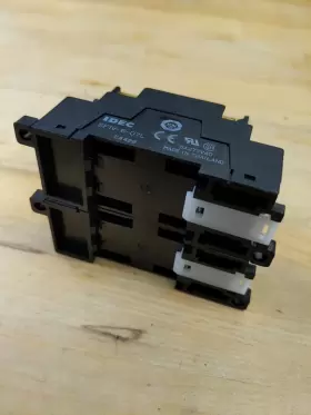 RF1V-3A3B-D24 IDEC Din Mount Relays #2