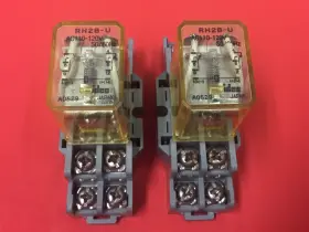 RH2B-C IDEC Relays Base