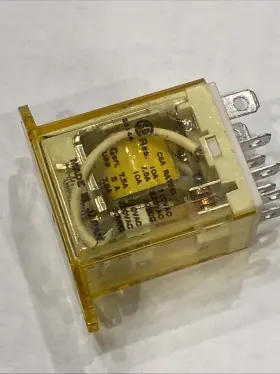 RH2B-UT IDEC Relay
