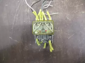 RH4B-ULD IDEC Relay Base #2