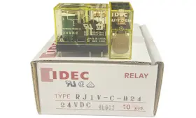 RJ1V-C-D24 IDEC Relays Box